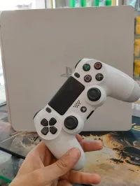Ps4 slim flashé 1tira 