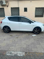 voitures-seat-ibiza-2015-black-line-aflou-laghouat-algerie