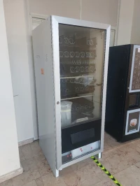 Distributeurs automatiques de boissons 