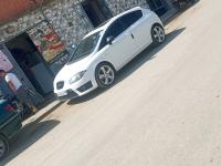 سيارات-seat-leon-2012-بوقرة-البليدة-الجزائر