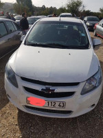 voitures-chevrolet-sail-4-portes-2012-constantine-algerie