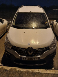 voitures-renault-kangoo-2025-stepway-ain-defla-algerie