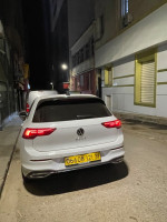 voitures-volkswagen-golf-8-2021-active-15-mostaganem-algerie