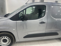 utilitaire-fiat-doblo-2024-cheraga-alger-algerie