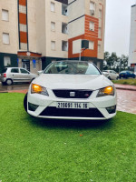 voitures-seat-leon-2014-fr-tessala-el-merdja-alger-algerie