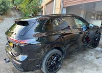 voitures-volkswagen-new-tiguan-2024-r-line-exclusive-aokas-bejaia-algerie
