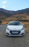 voitures-peugeot-208-2016-allure-facelift-oum-el-bouaghi-algerie