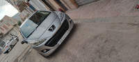 voitures-peugeot-207-2012-sportium-batna-algerie