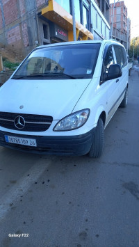 voitures-mercedes-vito-police-2009-medea-algerie