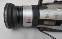 Camescope CANON XM2 + convertisseur grand angle 