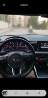 citadine-kia-rio-2018-ex-mostaganem-algerie