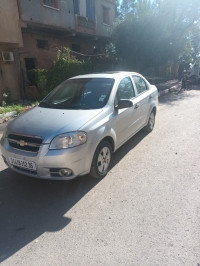 voitures-chevrolet-aveo-4-portes-2012-exclusive-les-eucalyptus-alger-algerie