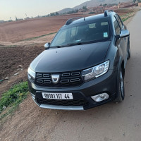 voitures-dacia-sandero-2017-stepway-ain-bouyahia-defla-algerie