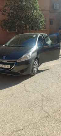 voitures-peugeot-208-2012-active-laghouat-algerie