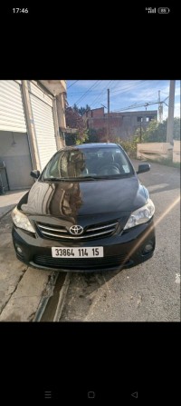 سيارات-toyota-corolla-2014-البويرة-الجزائر