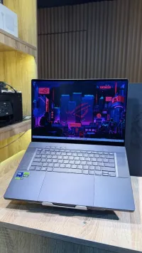 ASUS ROG Zephyrus G16 Intel Core Ultra 7 155H  16" WQXGA 16 Go 512 Go SSD NVIDIA GeForce RTX 4060