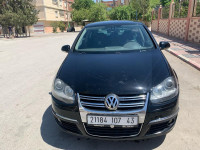 moyenne-berline-volkswagen-golf-5-2007-r32-chelghoum-laid-mila-algerie