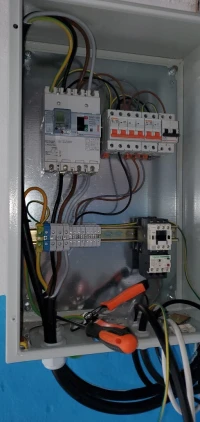 Installation machine soufflage PET semi auto