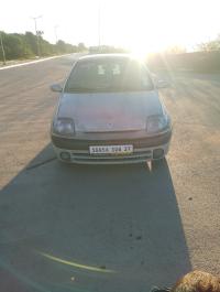 سيارات-renault-clio-2-2000-ستيدية-مستغانم-الجزائر