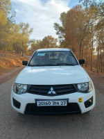 voitures-mitsubishi-l200-2014-touahria-mostaganem-algerie