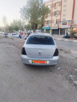 voitures-renault-clio-classique-2007-tiaret-algerie