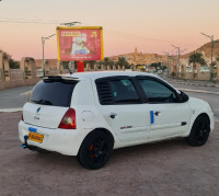 voitures-renault-clio-campus-2010-ghardaia-algerie