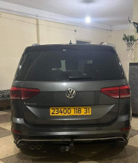 voitures-volkswagen-touran-2018-rlaine-mohammadia-mascara-algerie