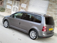 voitures-volkswagen-touran-2010-bordj-bou-arreridj-algerie