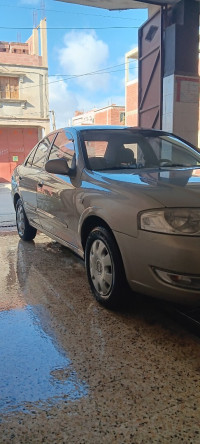 voitures-nissan-sunny-2015-constantine-algerie