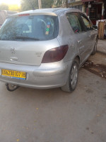 moyenne-berline-peugeot-307-2007-oxygo-djelfa-algerie