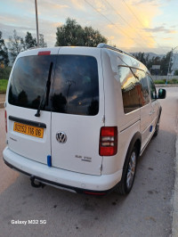 voitures-volkswagen-caddy-2016-cross-bejaia-algerie