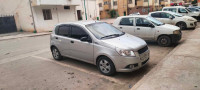 voitures-chevrolet-aveo-4-portes-2010-bouira-algerie