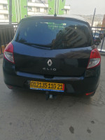 voitures-renault-clio-3-2010-skikda-algerie