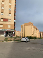 appartement-vente-f4-alger-mahelma-algerie