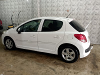 voitures-peugeot-207-2012-biskra-algerie