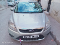 moyenne-berline-ford-focus-5-portes-2009-titanuem-les-eucalyptus-alger-algerie