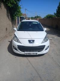 سيارات-peugeot-207-2011-sportium-الهاشمية-البويرة-الجزائر