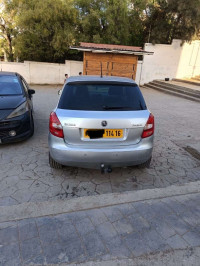 voitures-skoda-fabia-2014-draria-alger-algerie