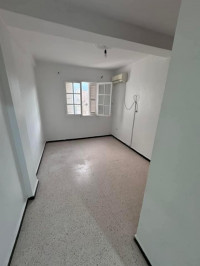 appartement-location-f3-annaba-algerie