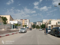 appartement-location-f4-annaba-algerie