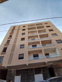 appartement-vente-f4-alger-bordj-el-bahri-algerie