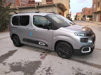 voitures-citroen-berlingo-2022-oum-el-bouaghi-algerie