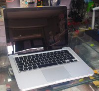 laptop-pc-portable-macbook-pro-algerie