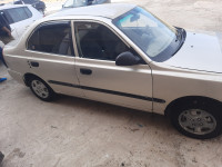 voitures-hyundai-accent-2009-ain-touta-batna-algerie