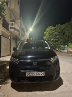 voitures-fiat-doblo-2024-italien-mascara-algerie