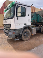 camion-actros-mercedes-2009-mecheria-naama-algerie