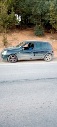 voitures-renault-clio-campus-2012-bouzareah-alger-algerie