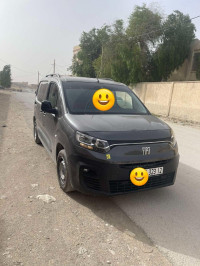 voitures-fiat-doblo-2023-italie-tebessa-algerie