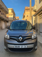 voitures-renault-kangoo-2021-guelma-algerie