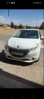 voitures-peugeot-208-2013-active-batna-algerie